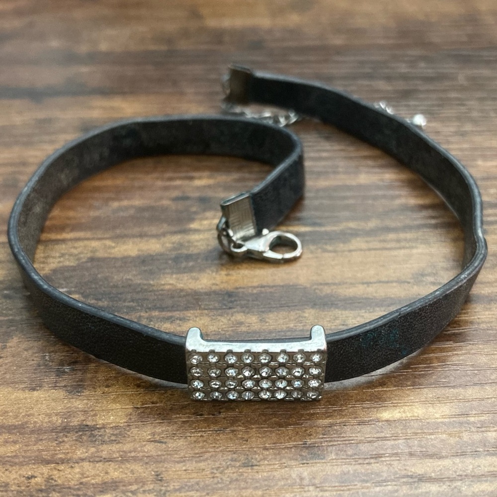 Vintage Y2K 90s Goth Black Faux Leather Choker with Gemmed Pendant